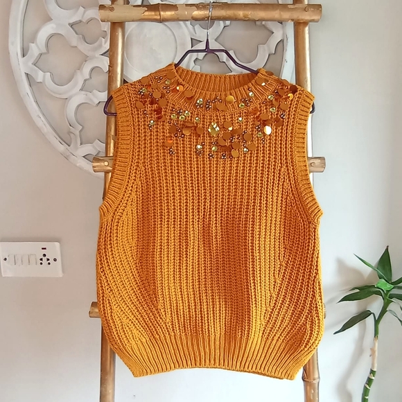 H&M Sweaters - H&M Embellished Sequin Vest